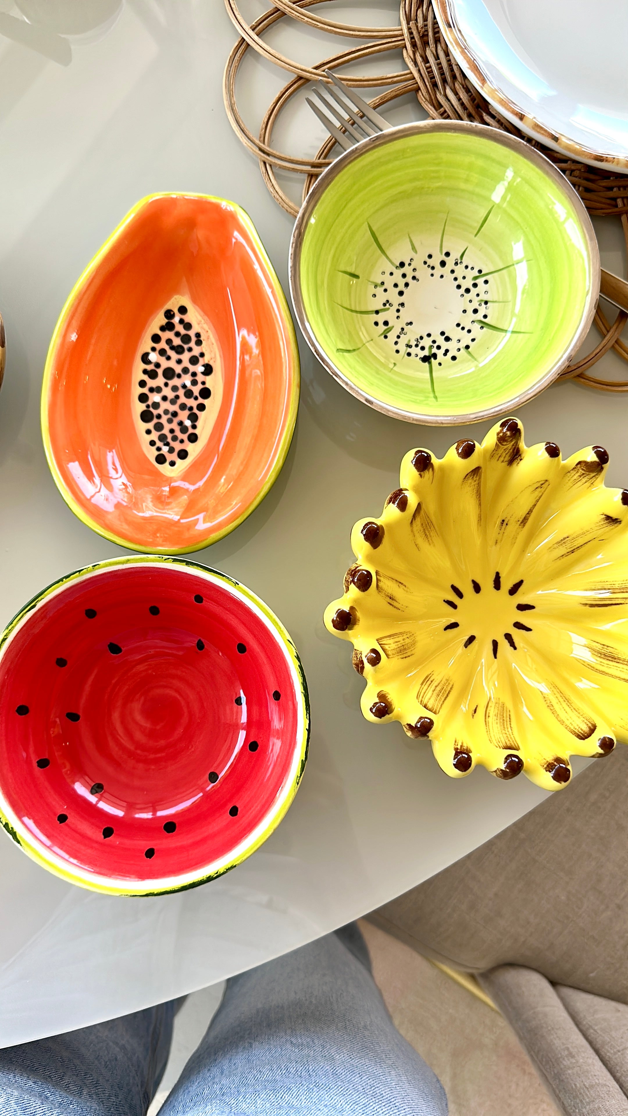 Porta Mamão em Cerâmica - Sementes