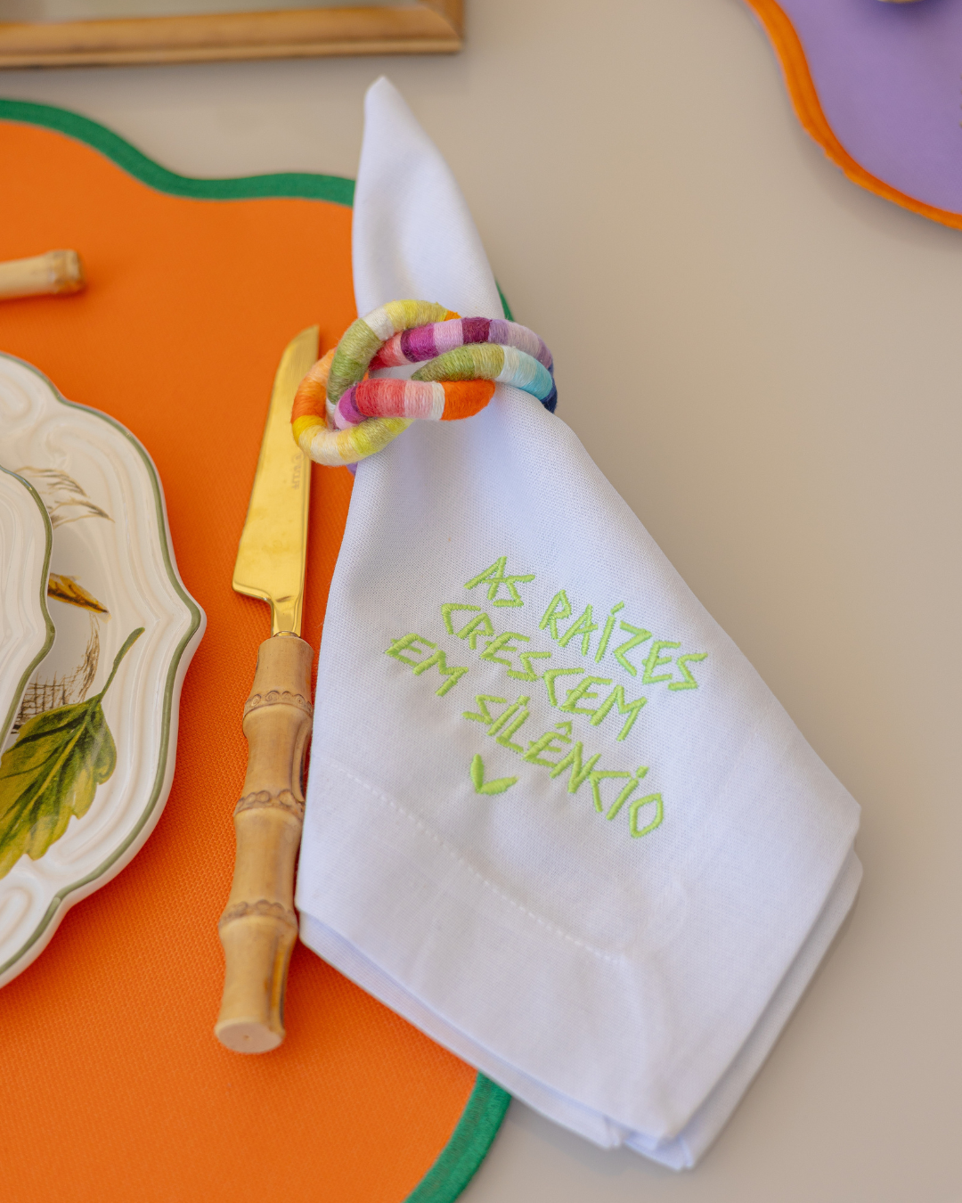 Conjunto 4 Guardanapos  em Linho Bordados Frases